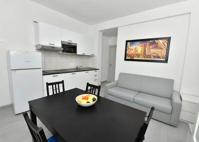 A San Lazzaro بيت ضيافة